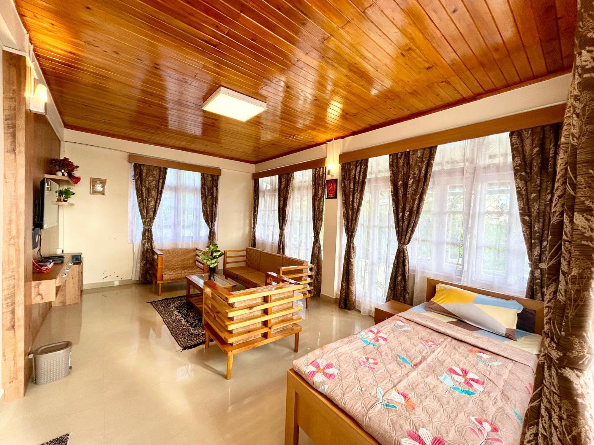 Yepplo Holiday Home - Complimentary Breakfast - 24 Hrs Caretaker & Power Backup Shillong Esterno foto
