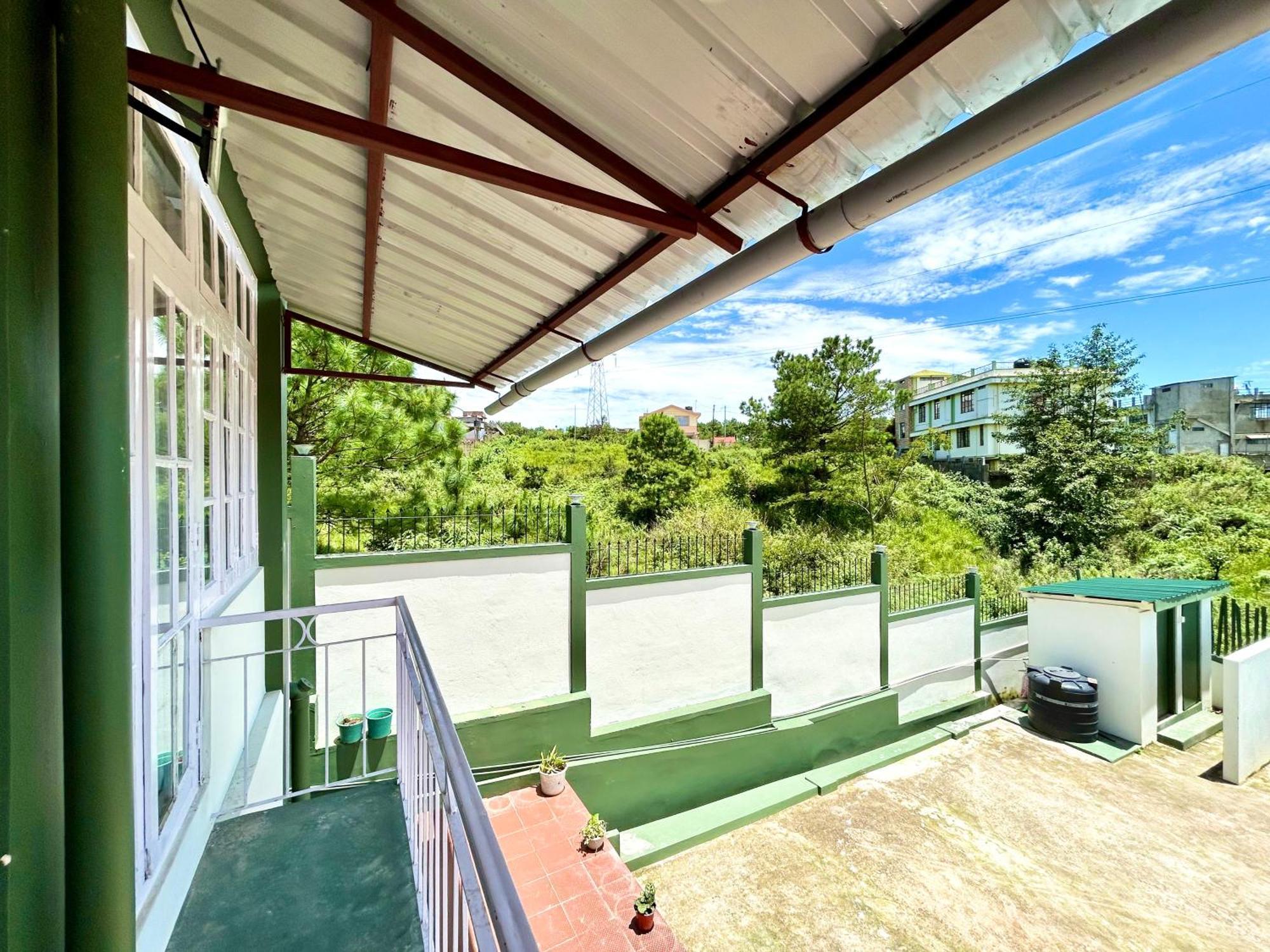 Yepplo Holiday Home - Complimentary Breakfast - 24 Hrs Caretaker & Power Backup Shillong Esterno foto