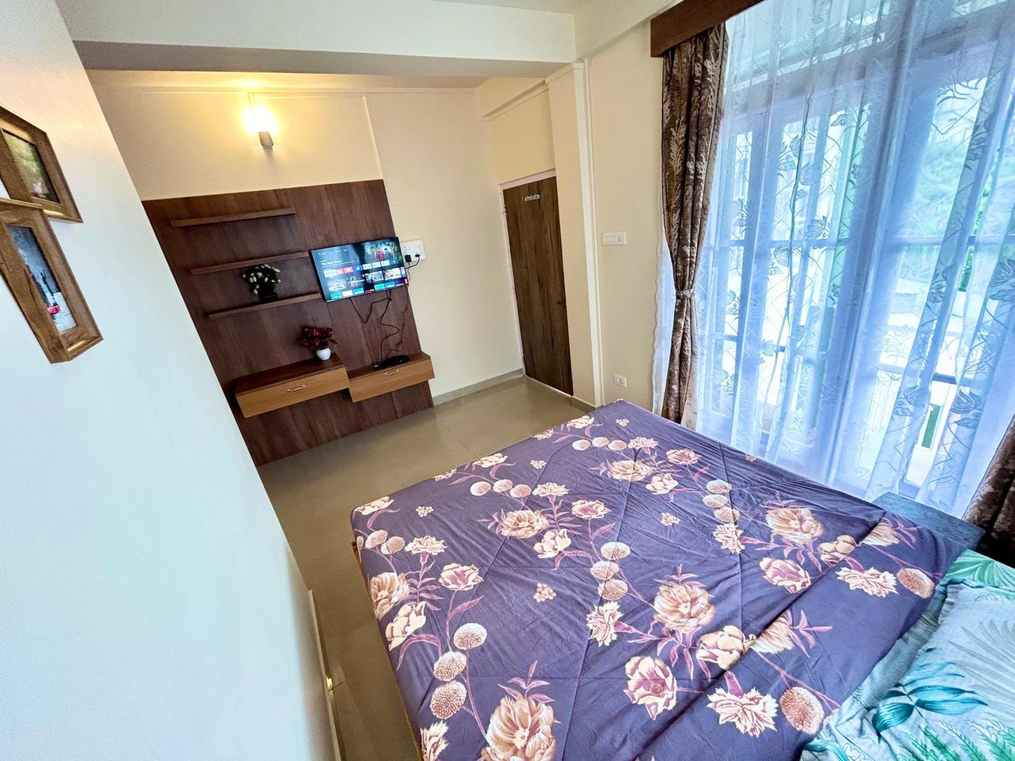 Yepplo Holiday Home - Complimentary Breakfast - 24 Hrs Caretaker & Power Backup Shillong Esterno foto