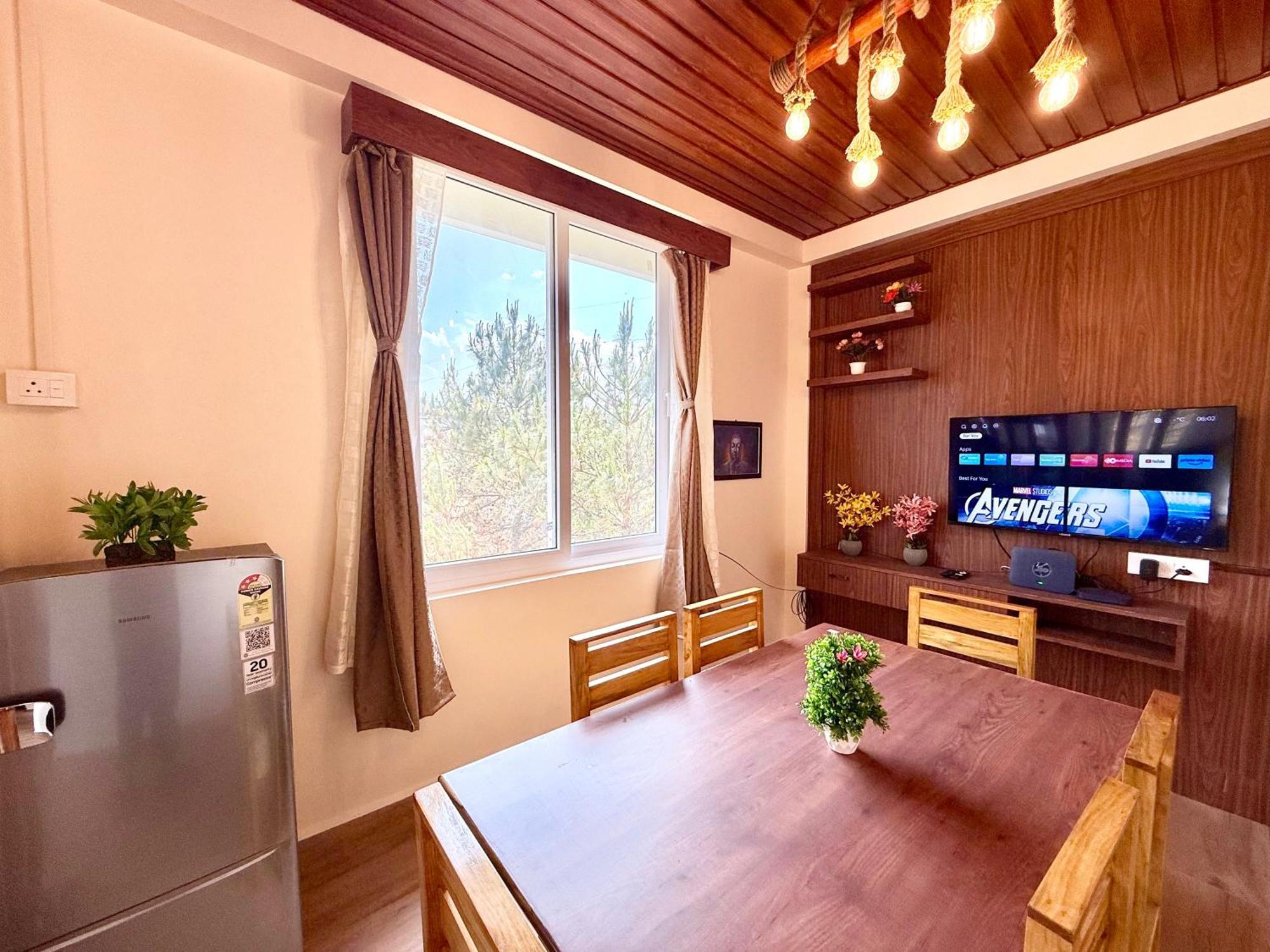 Yepplo Holiday Home - Complimentary Breakfast - 24 Hrs Caretaker & Power Backup Shillong Esterno foto