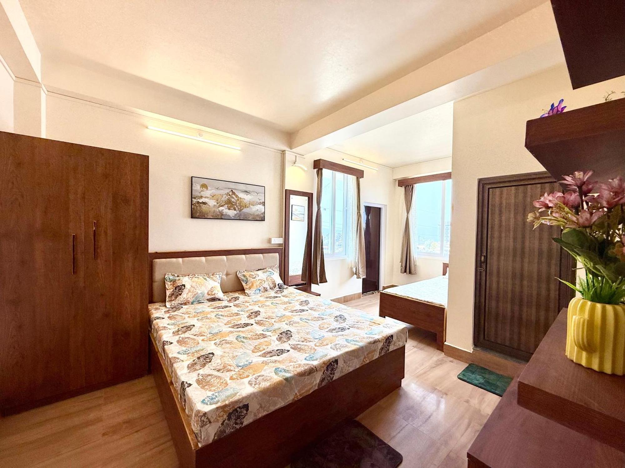 Yepplo Holiday Home - Complimentary Breakfast - 24 Hrs Caretaker & Power Backup Shillong Esterno foto
