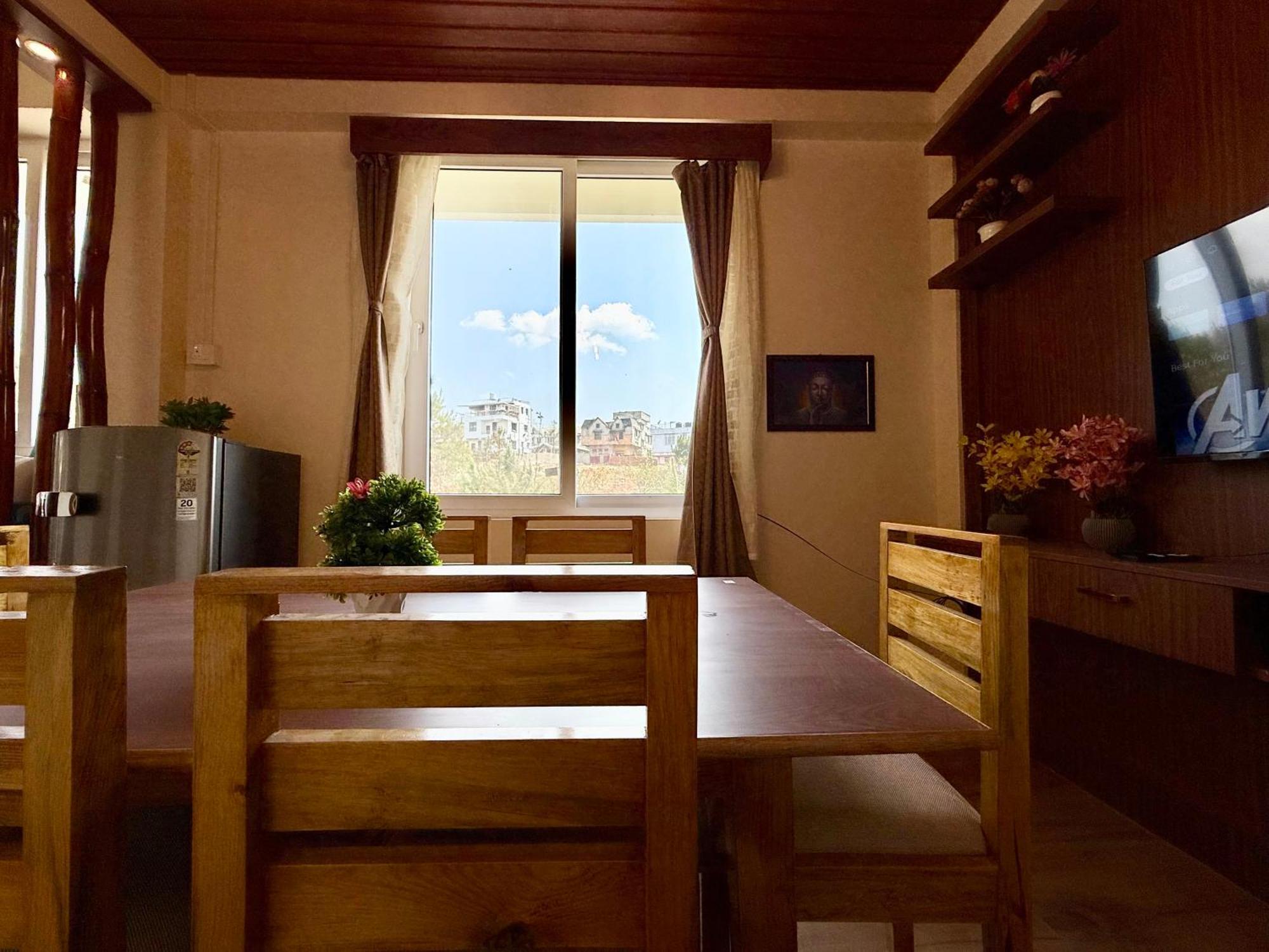 Yepplo Holiday Home - Complimentary Breakfast - 24 Hrs Caretaker & Power Backup Shillong Esterno foto