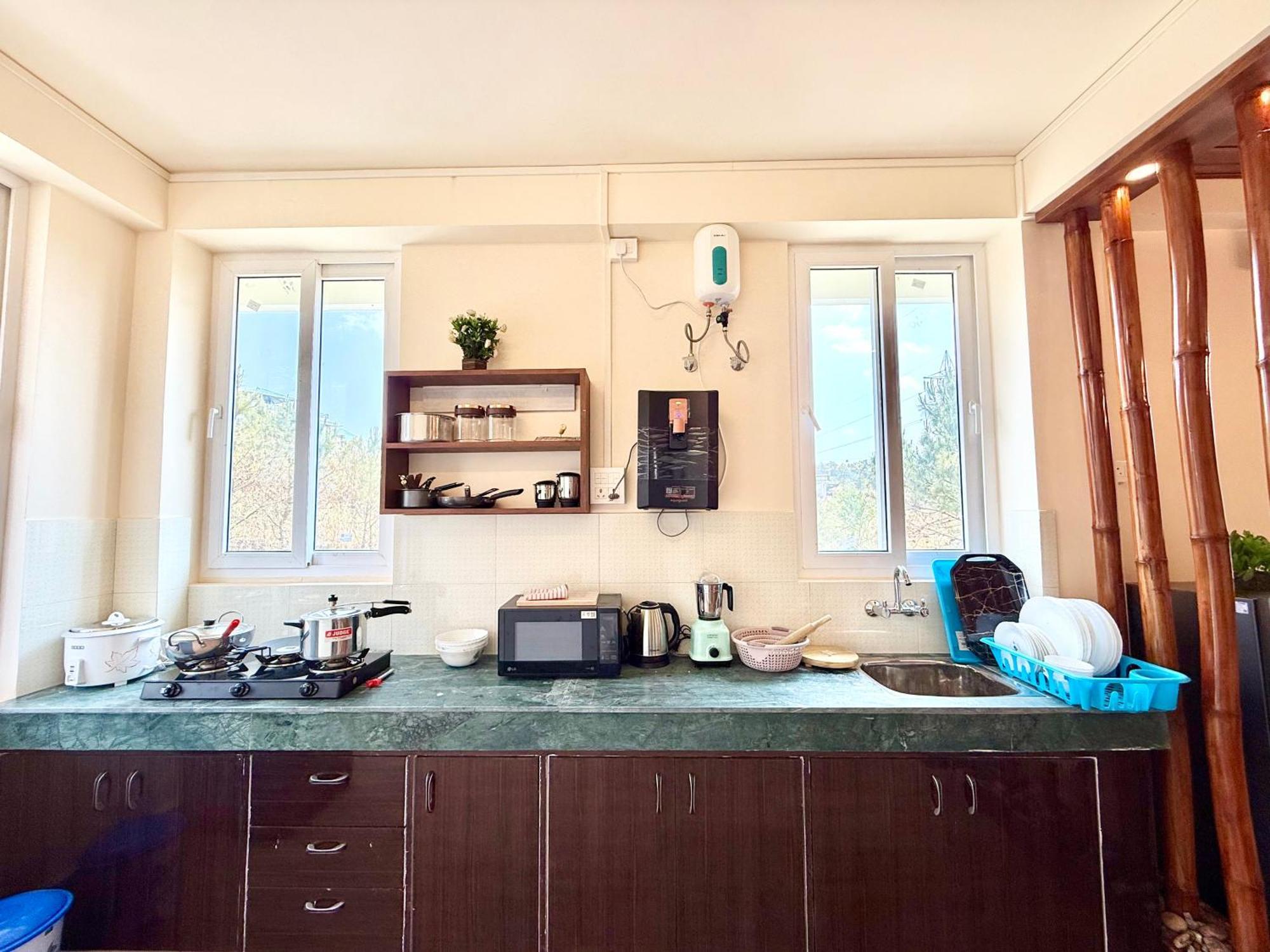 Yepplo Holiday Home - Complimentary Breakfast - 24 Hrs Caretaker & Power Backup Shillong Esterno foto
